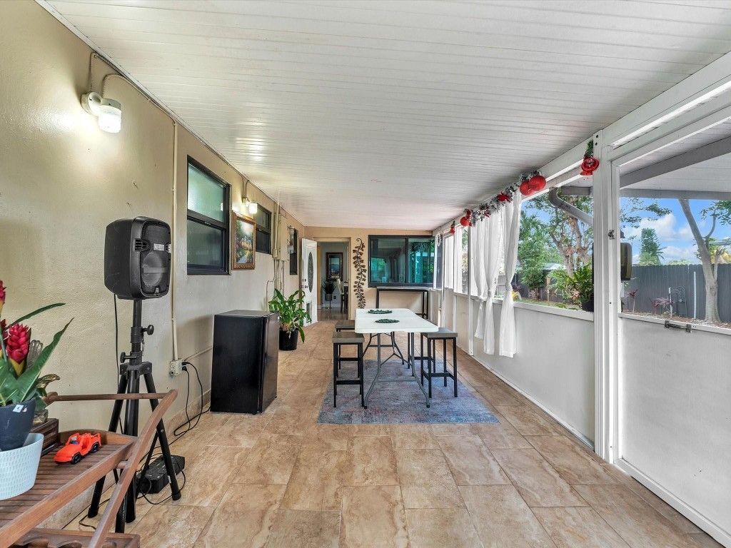 6631 SW 24th Street, Miramar, FL 33023 Photo