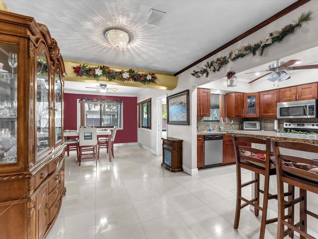 6631 SW 24th Street, Miramar, FL 33023 Photo