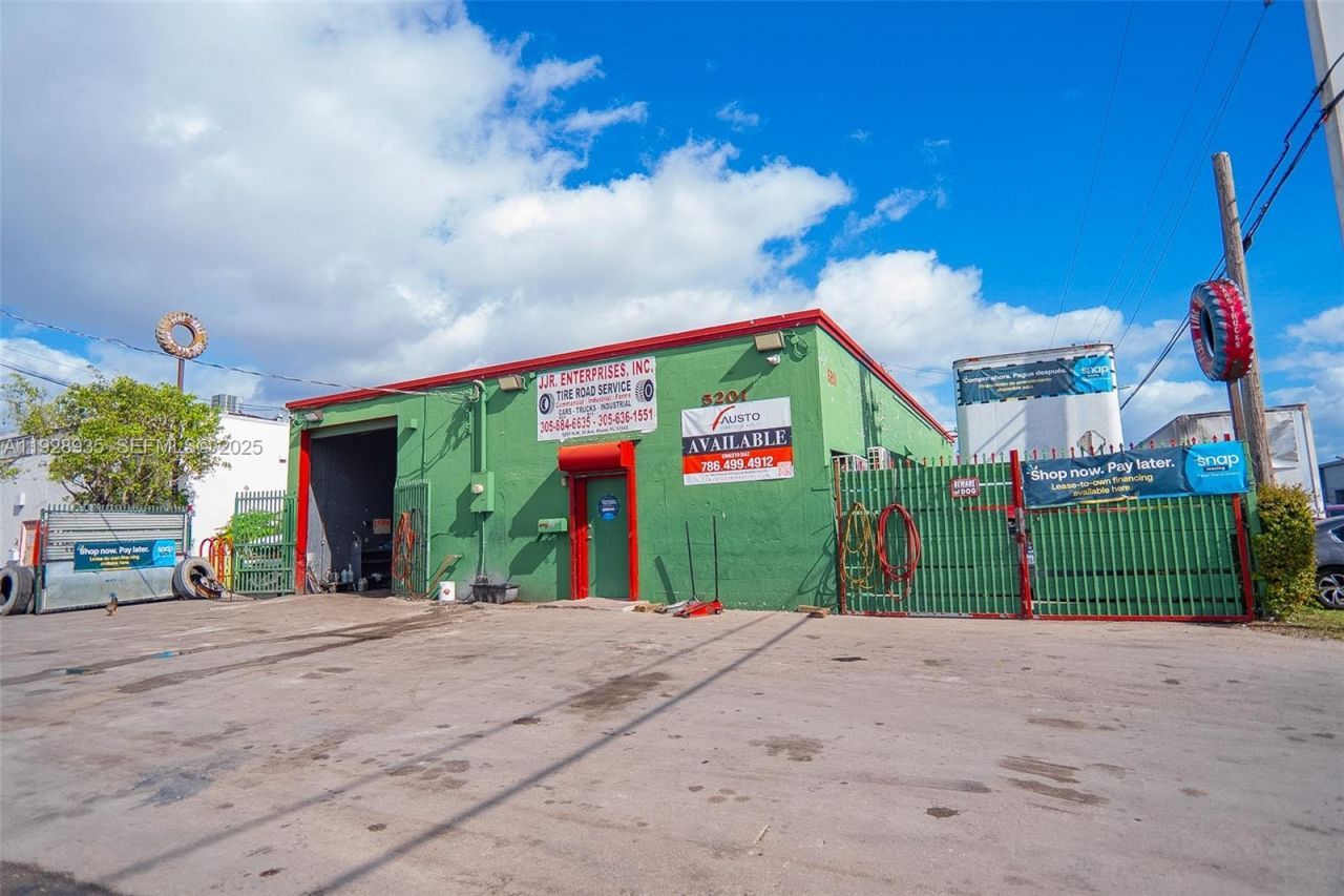 5201 NW 36th Ave, Miami, FL 33142 Photo