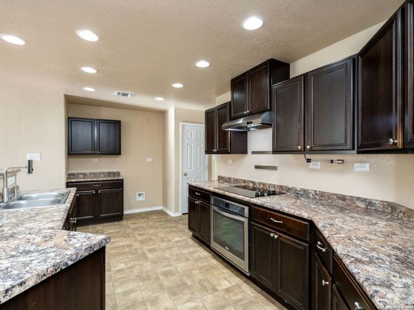 133 Hinge Chase, Cibolo, TX 78108