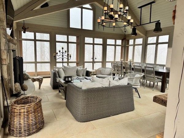 15 Oklahoma Ave, Sewanee, TN 37375