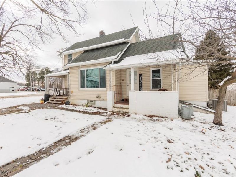 21082 Westwood Drive, Strongsville, OH 44149 Photo 3