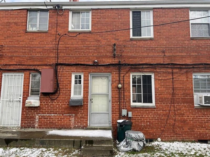 421 Kenwood Drive, Unit G, Euclid, OH 44123 Photo 14