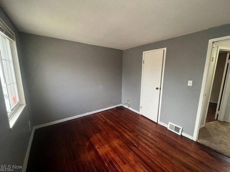 421 Kenwood Drive, Unit G, Euclid, OH 44123 Photo 9