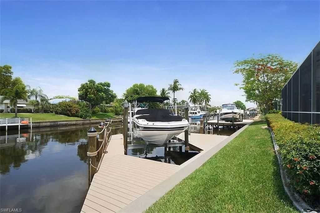 3730 SE 18th Pl , Cape Coral, FL 33904 Photo