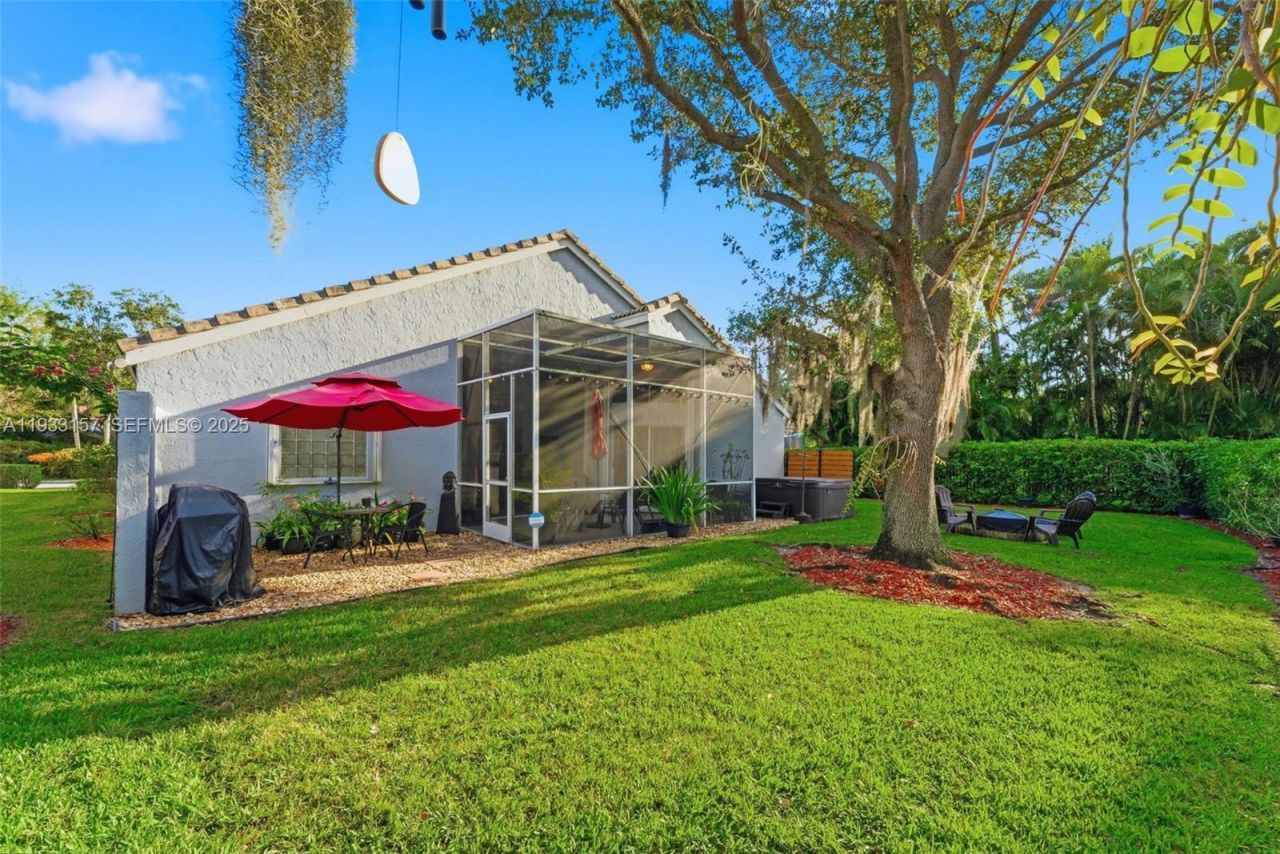 2019 Cove Ln, Weston, FL 33326 Photo