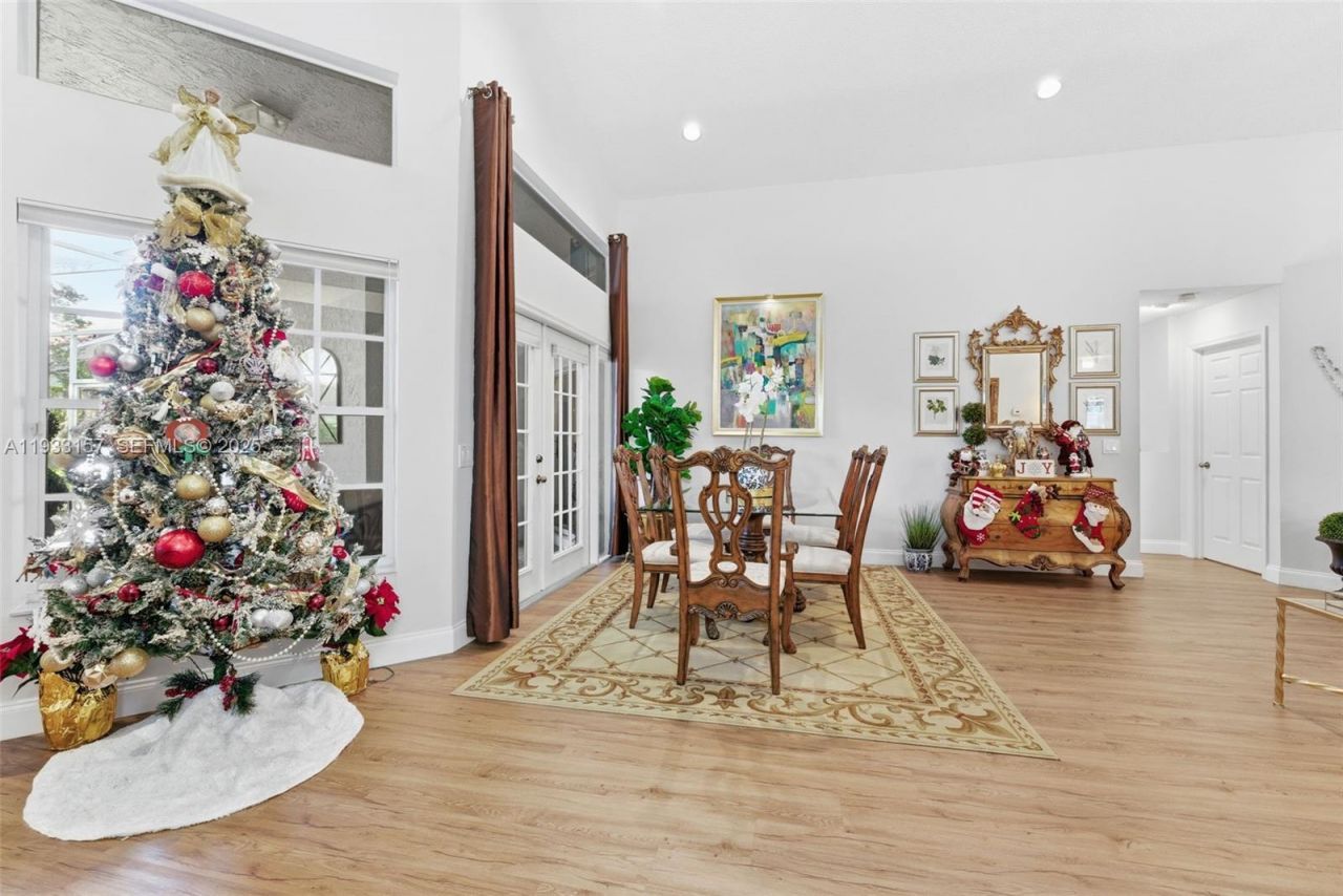 2019 Cove Ln, Weston, FL 33326 Photo