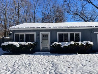 6482 Riverdale Road, Hamburg Twp, MI 48189