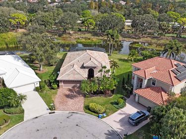 5137 REDBRIAR COURT, SARASOTA, FL 34238