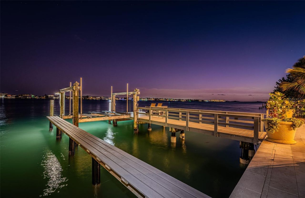 1403 Pass A Grille Way, Saint Pete Beach, FL 33706 Photo