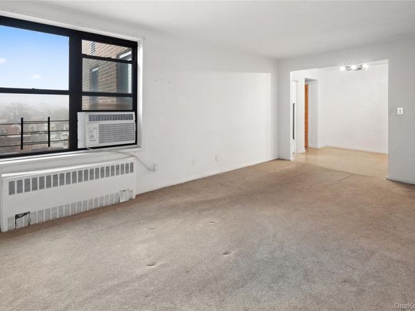 38-15 149th Street, Unit 6M, Flushing, NY 11354