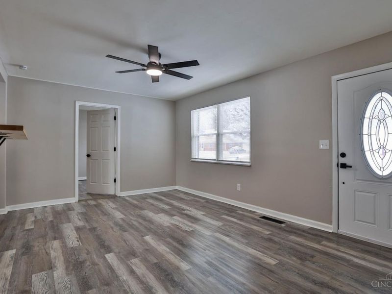 2071 Roosevelt Avenue, Springfield Twp., OH 45240 Photo 3