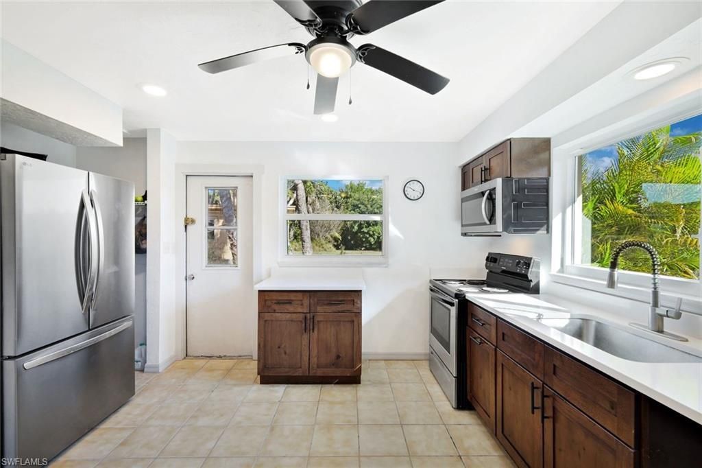 4619 Rue Bayou, Sanibel, FL 33957 Photo