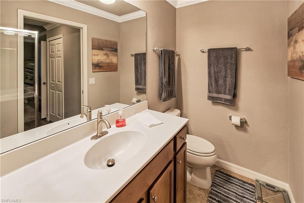 9727 Acqua Ct, Unit 423, Naples, FL 34113 Photo