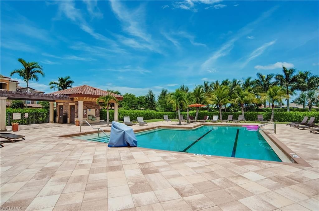 9727 Acqua Ct, Unit 423, Naples, FL 34113 Photo