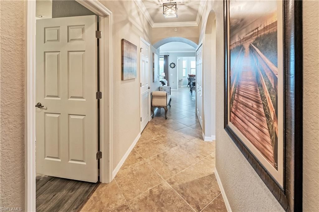 9727 Acqua Ct, Unit 423, Naples, FL 34113 Photo