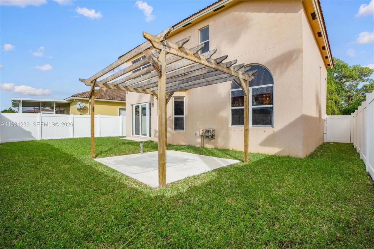 2242 NE 41st Ave, Homestead, FL 33033 Photo