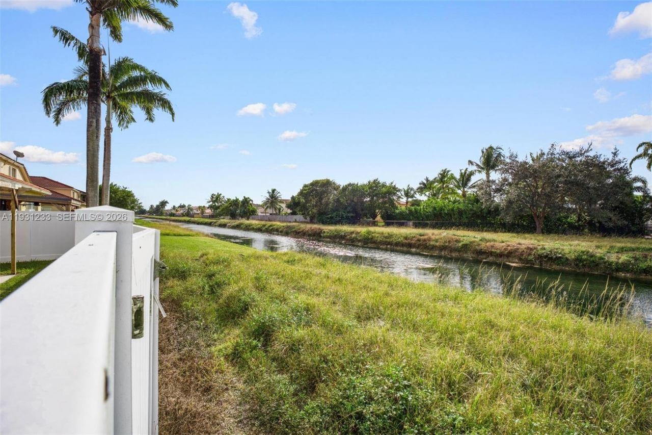 2242 NE 41st Ave, Homestead, FL 33033 Photo