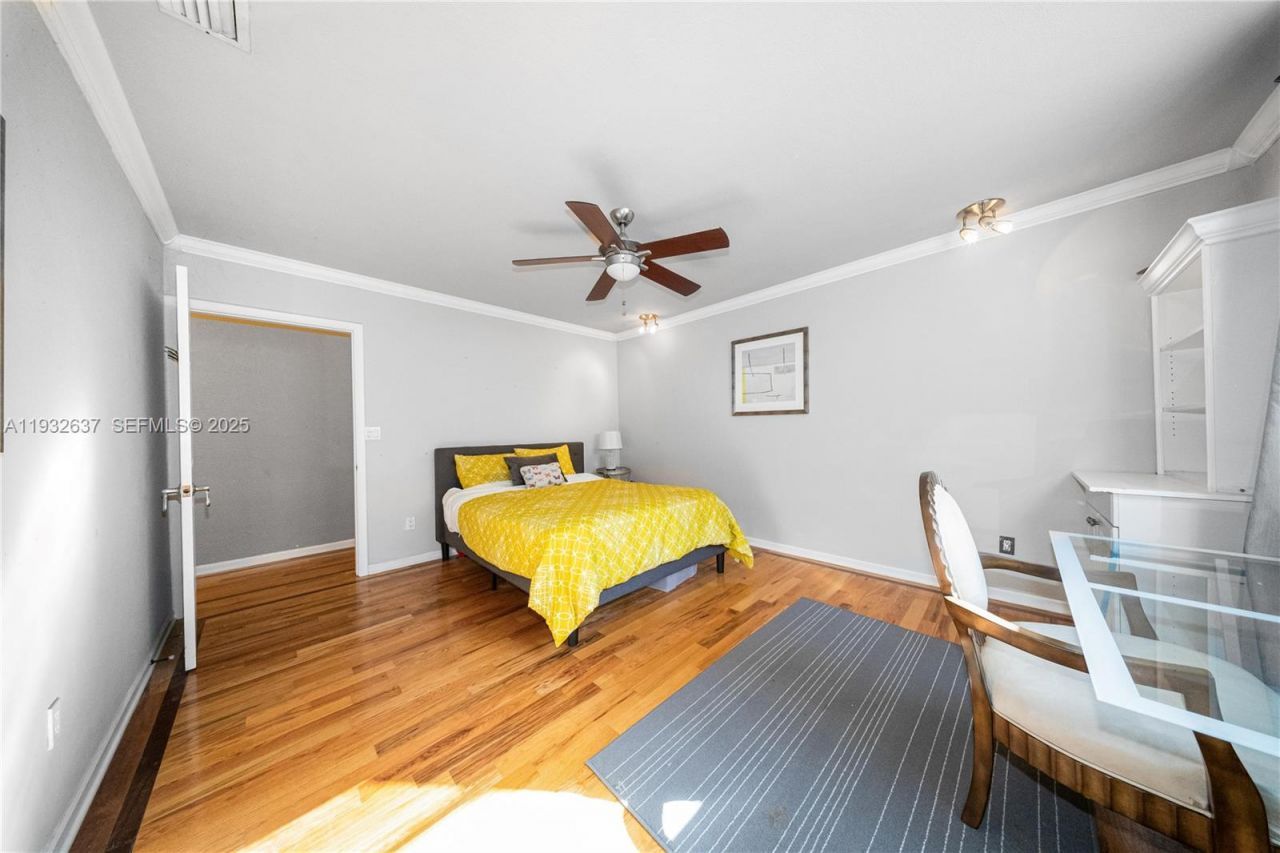 10900 SW 90th Ave, Miami, FL 33176 Photo