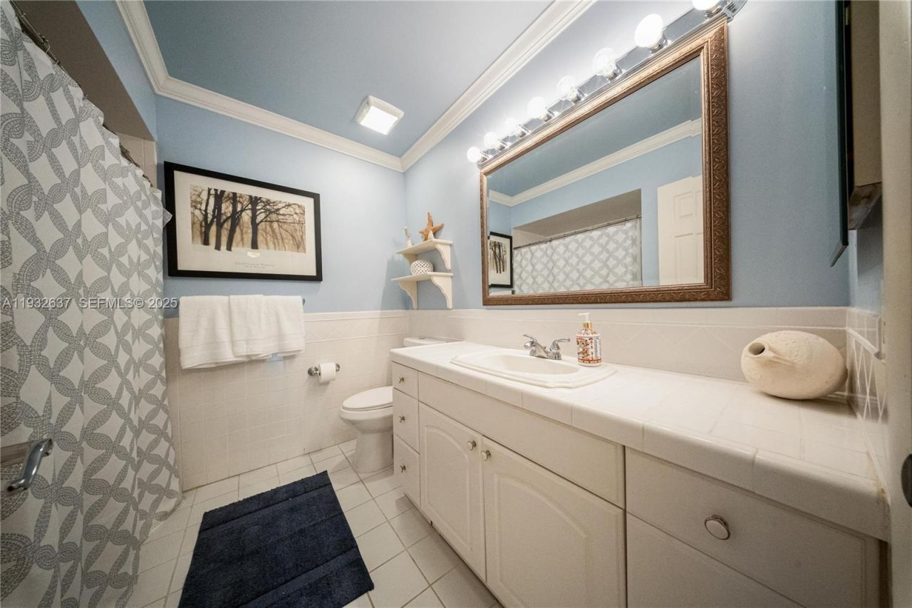 10900 SW 90th Ave, Miami, FL 33176 Photo