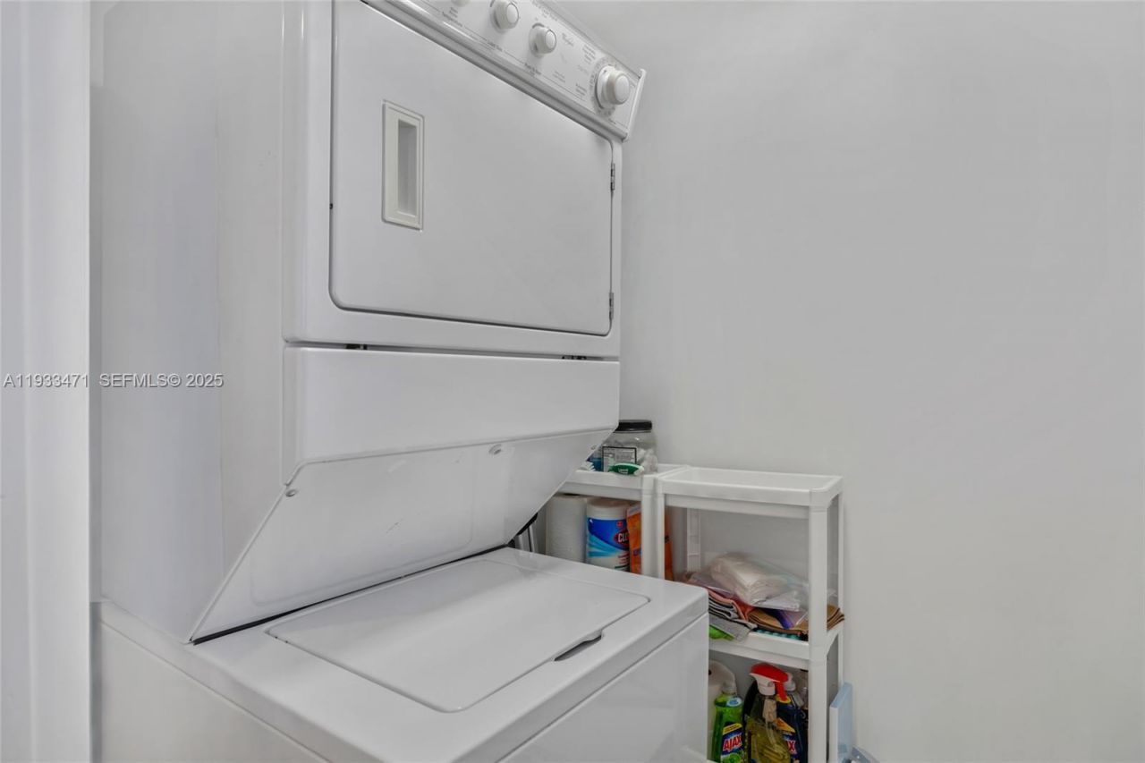 1830 S Ocean Dr, Unit 4707, Hallandale Beach, FL 33009 Photo