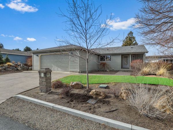 2325 NE Wintergreen Drive, Bend, OR 97701
