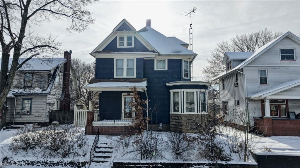 264 W Market Street, Alliance, OH 44601 Main Photo