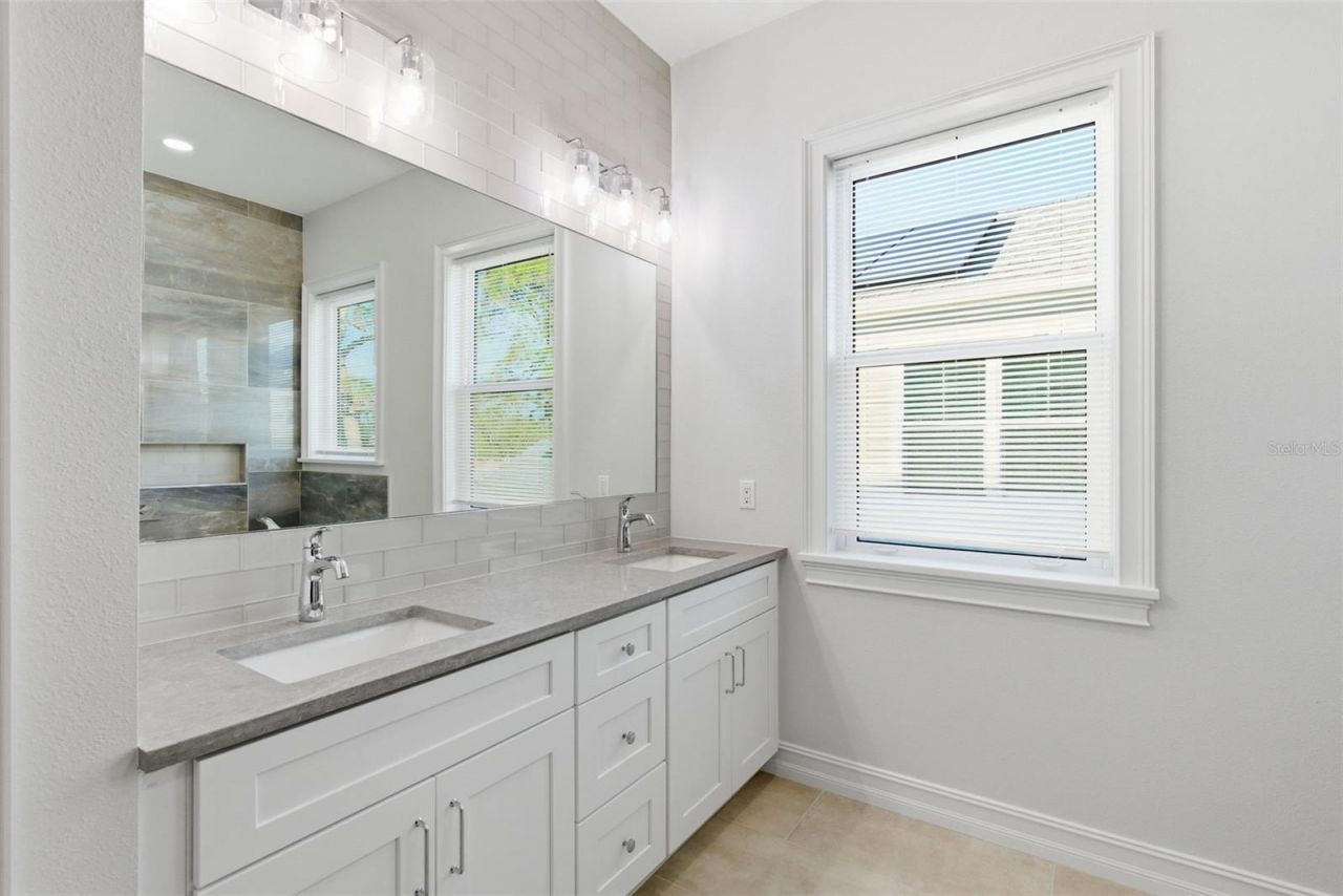 3829 71st Street N, Saint Petersburg, FL 33709 Photo