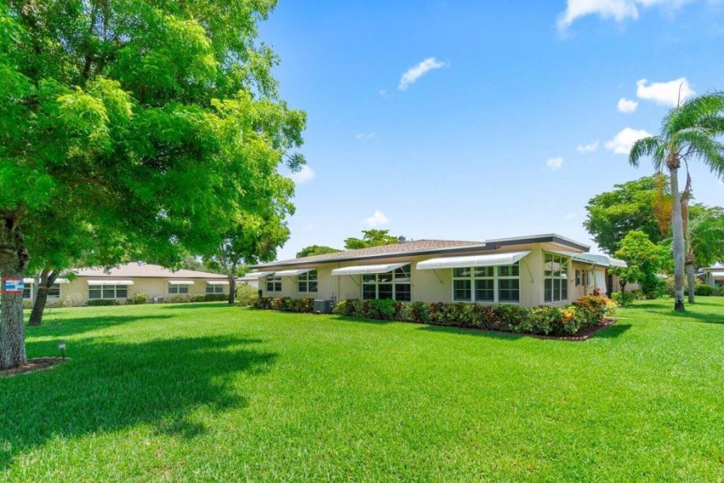 1012 Circle Terrace E, Unit A, Delray Beach, FL 33445 Photo