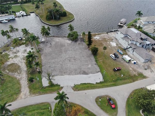 6932 Old Whiskey Creek DR, FORT MYERS, FL 33919