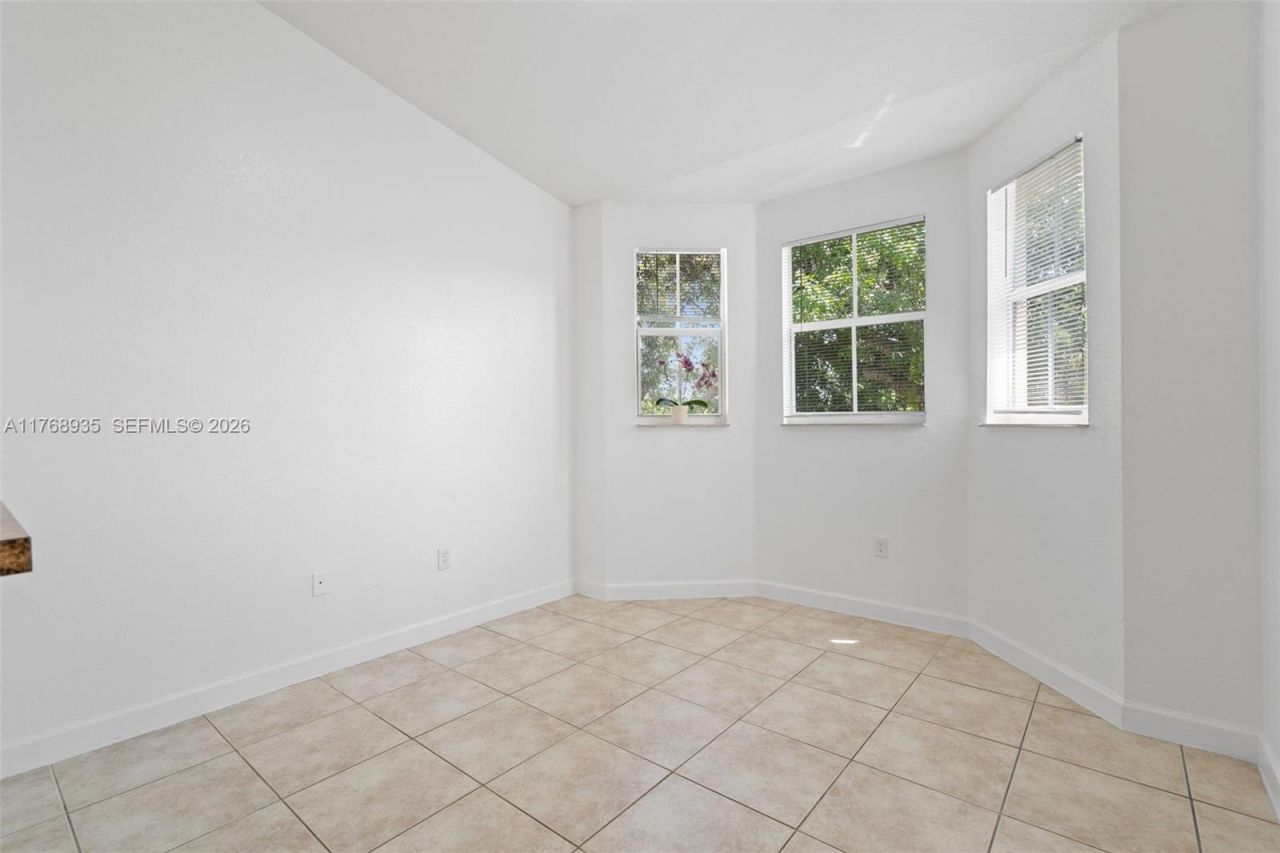 2731 SE 17th Ave, Unit 211, Homestead, FL 33035 Photo