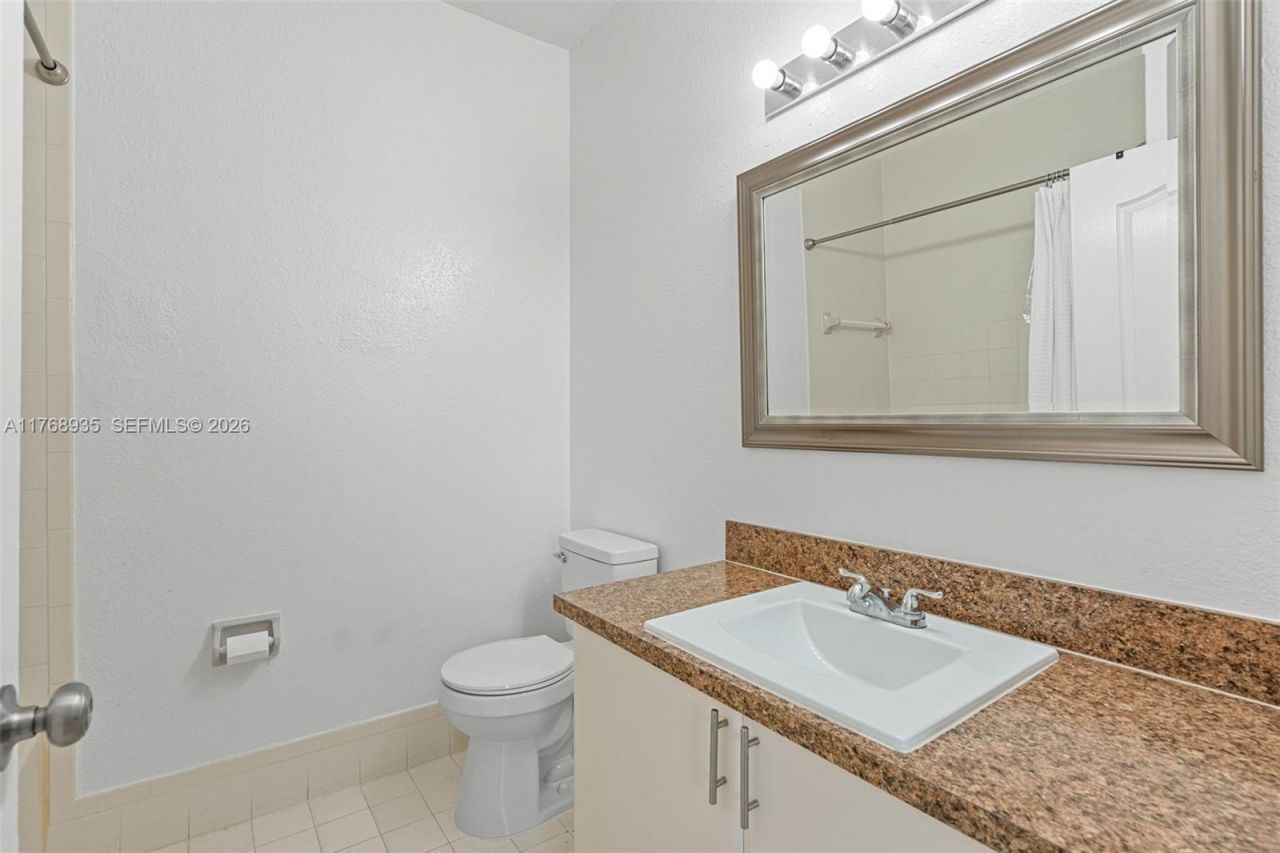 2731 SE 17th Ave , Unit 211, Homestead, FL 33035 Photo