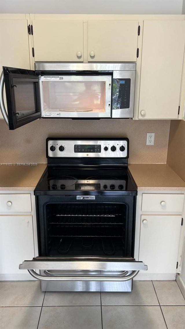 7240 NW 114th Ave, Unit 201, Doral, FL 33178 Photo