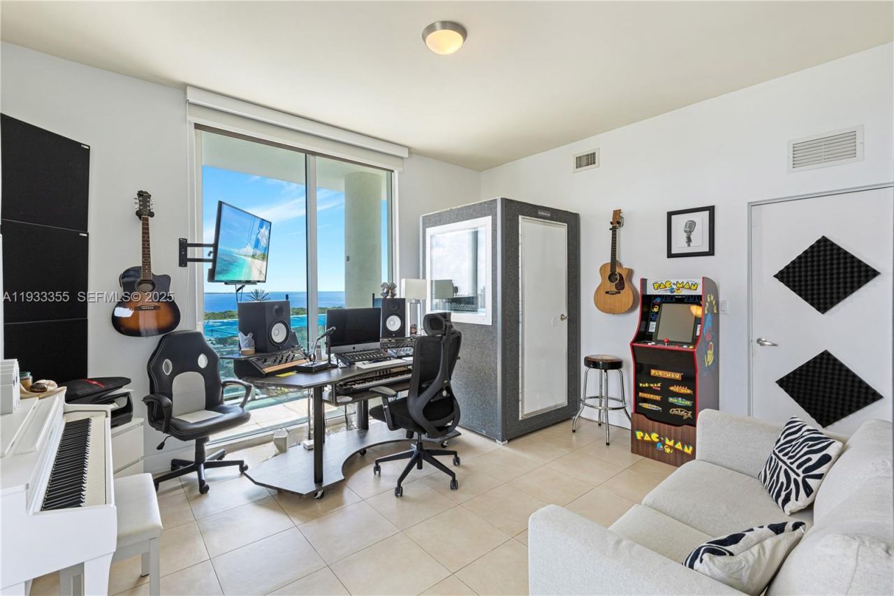 2525 SW 3rd Ave , Unit 1708, Miami, FL 33129 Photo