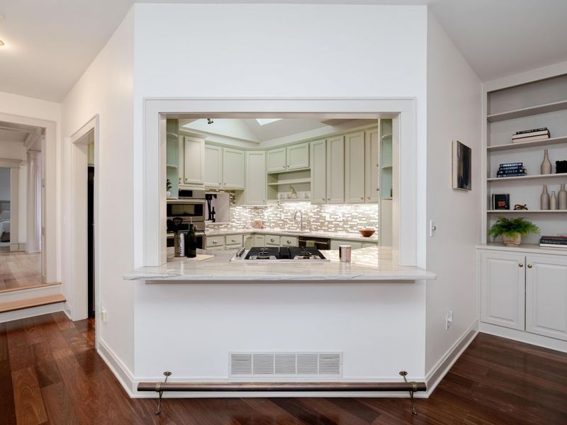 242 E Sycamore Street, Columbus, OH 43206 Photo 10