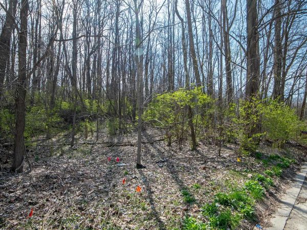 2608 Emerson Forest Parkway, South Bend, IN 46614