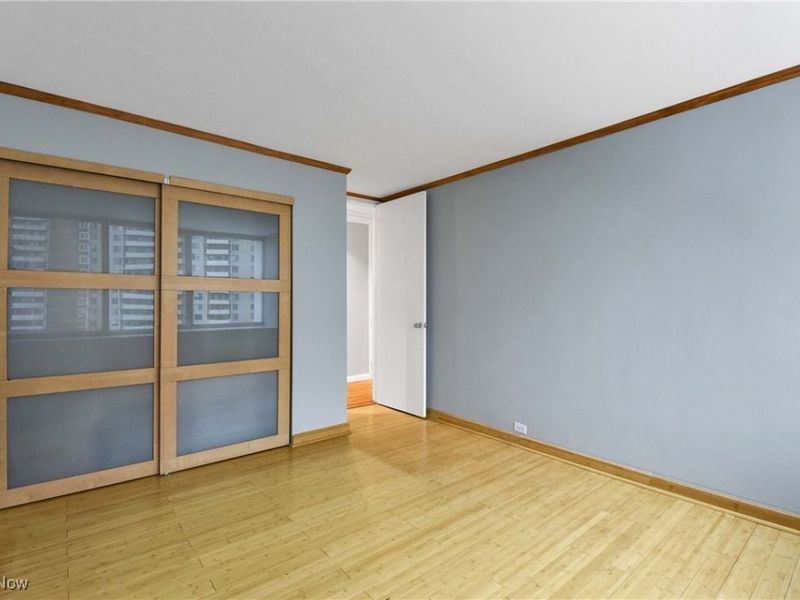 12700 Lake Avenue, Unit 806, Lakewood, OH 44107 Photo 24