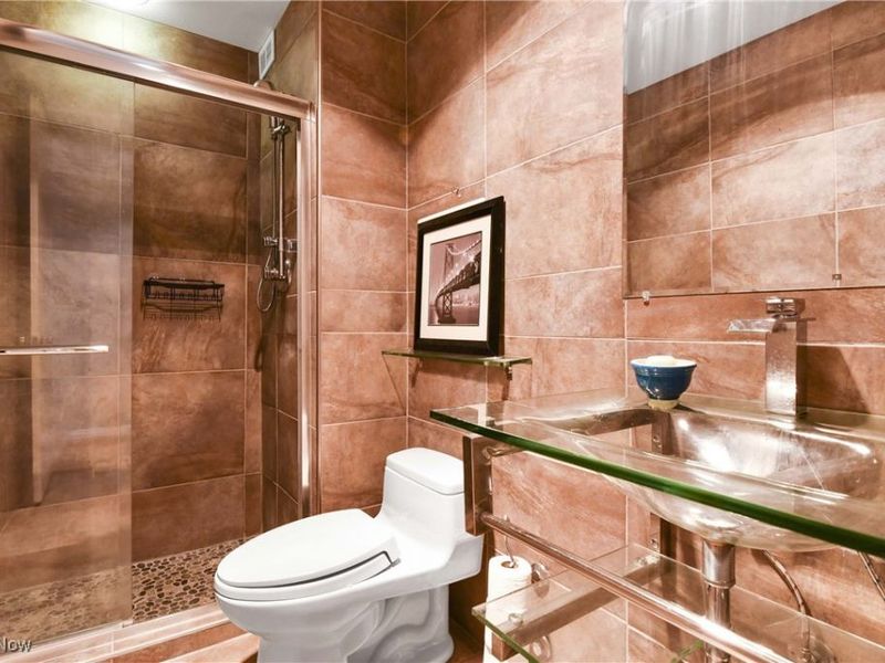 12700 Lake Avenue, Unit 806, Lakewood, OH 44107 Photo 25