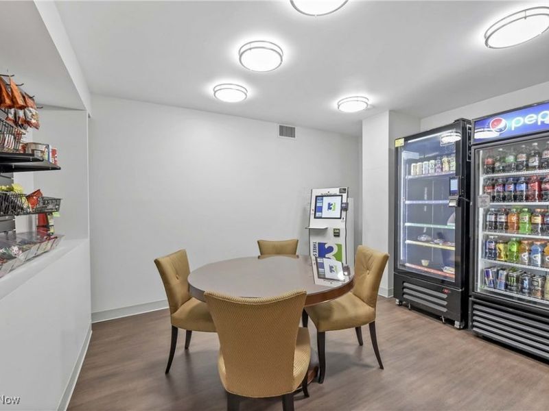 12700 Lake Avenue, Unit 806, Lakewood, OH 44107 Photo 40