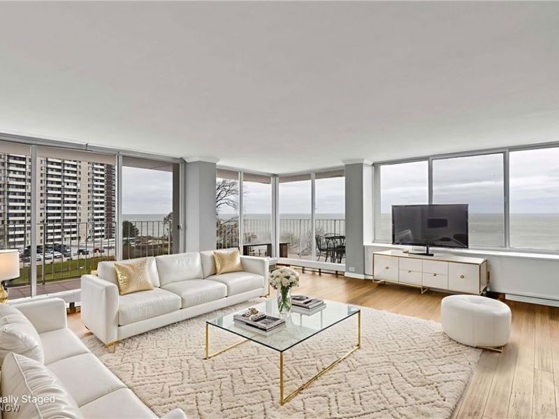 12700 Lake Avenue, Unit 806, Lakewood, OH 44107 Photo 9