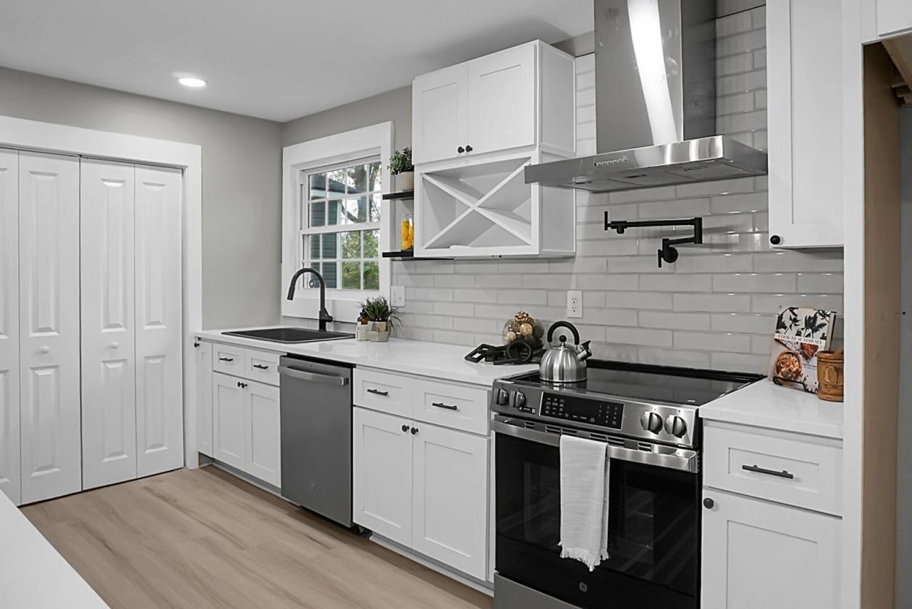 1820 Meadowlawn Drive Photo 10