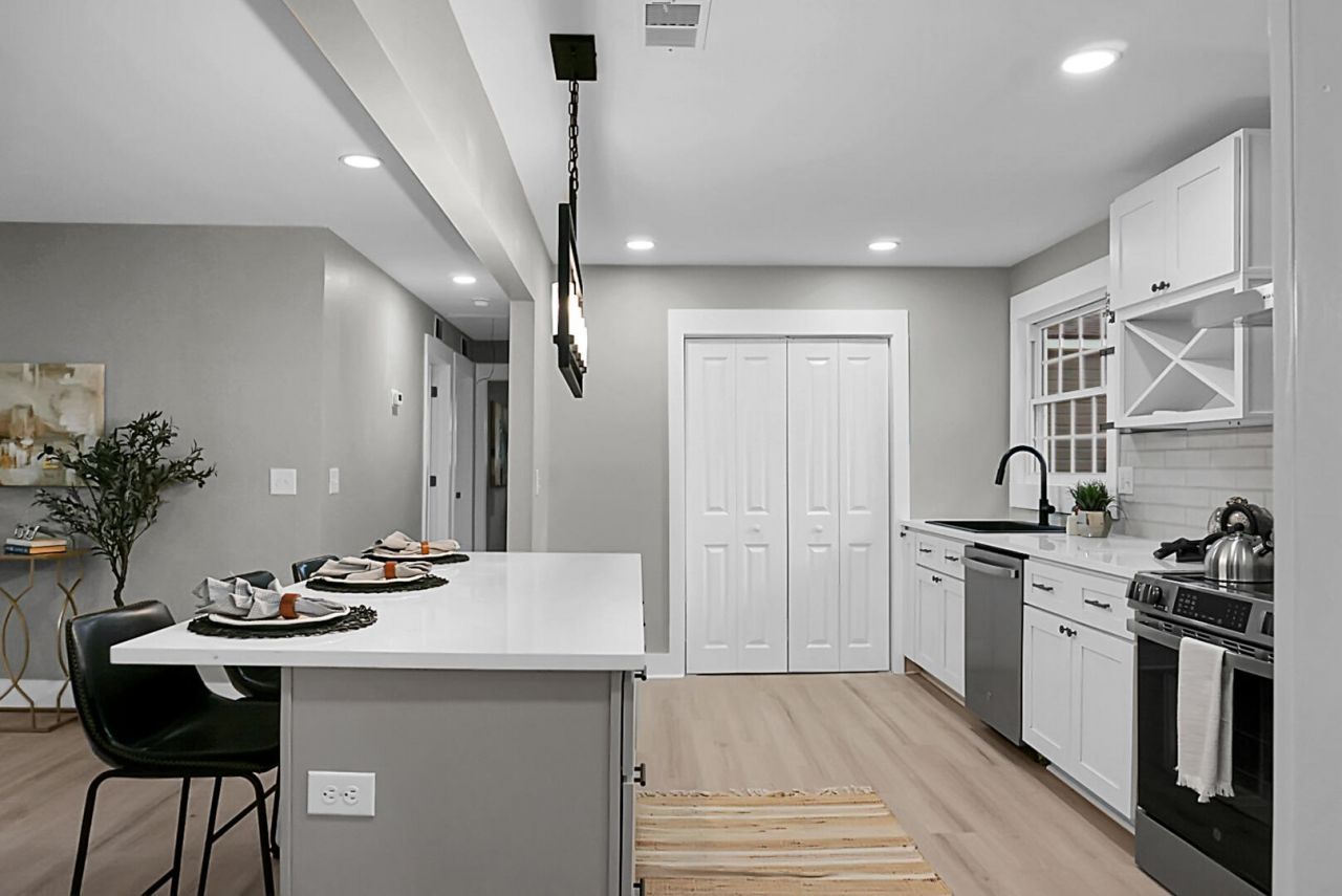 1820 Meadowlawn Drive Photo 13