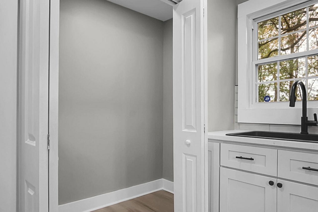 1820 Meadowlawn Drive Photo 32