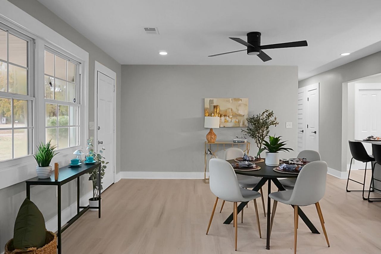 1820 Meadowlawn Drive Photo 5