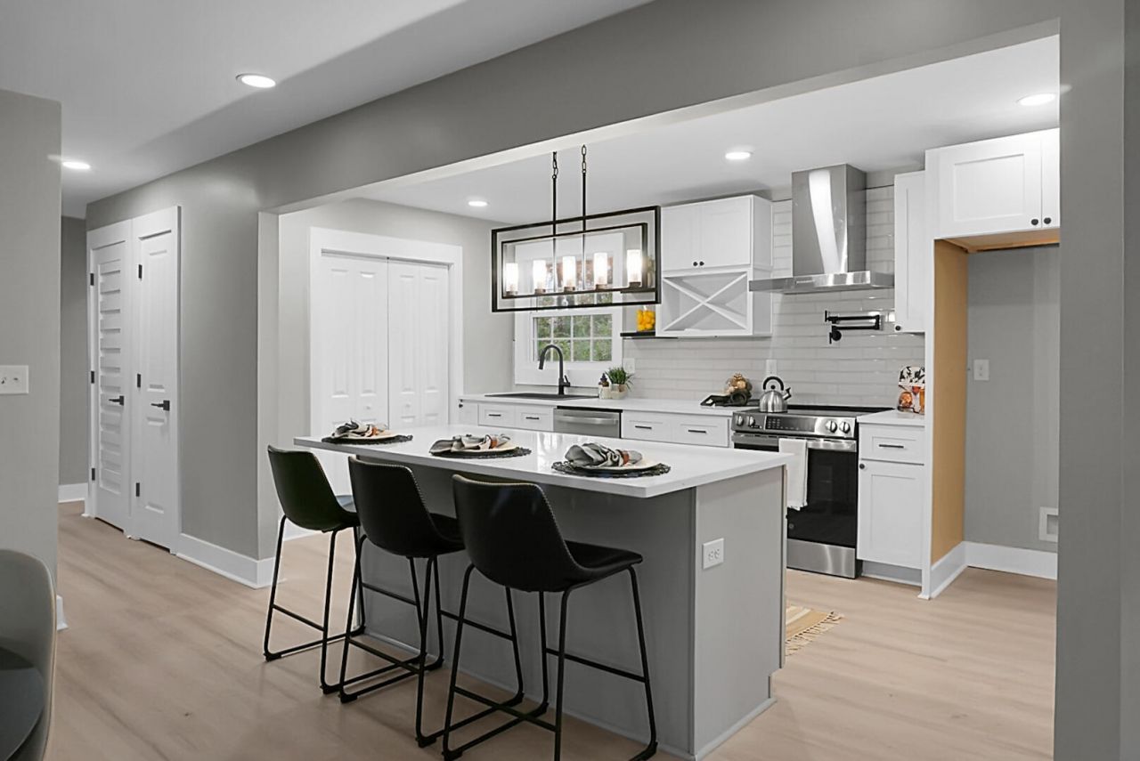 1820 Meadowlawn Drive Photo 7