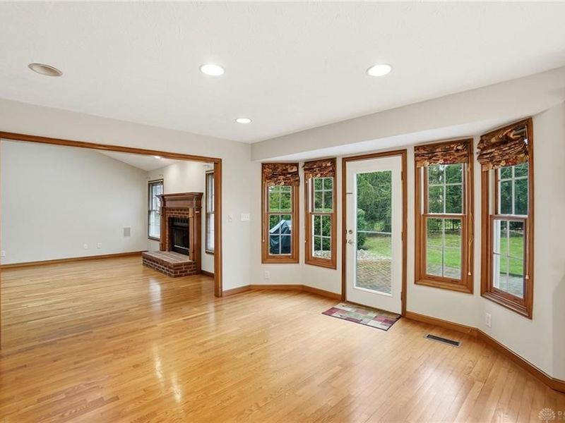 4254 Sarahs Way, Sugarcreek Township, OH 45440 Photo 13