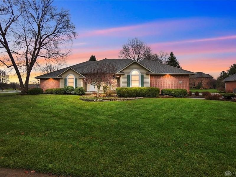 4254 Sarahs Way, Sugarcreek Township, OH 45440 Photo 2