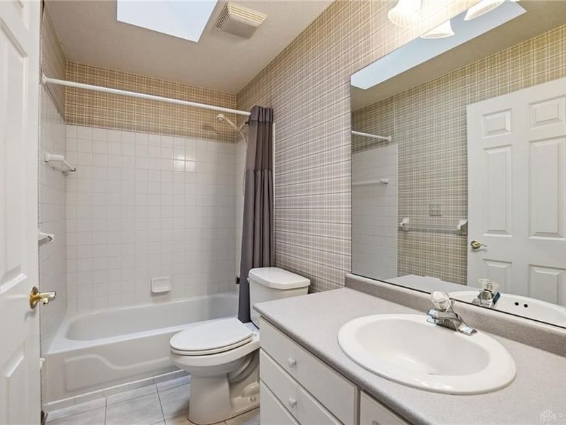 4254 Sarahs Way, Sugarcreek Township, OH 45440 Photo 28