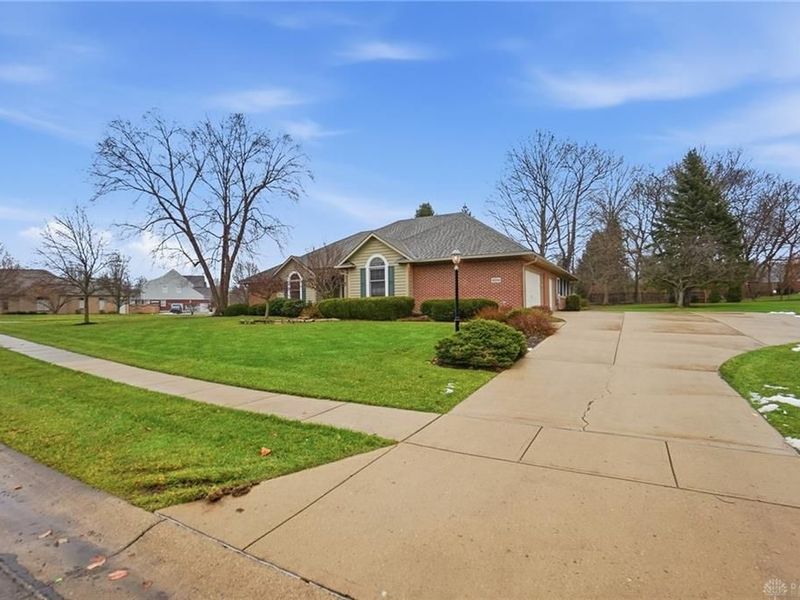 4254 Sarahs Way, Sugarcreek Township, OH 45440 Photo 4