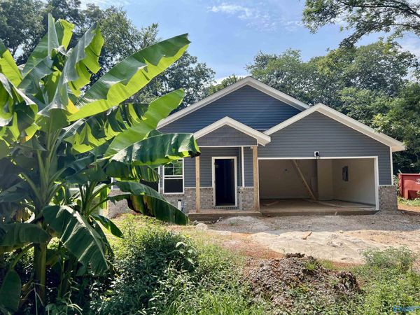 507 North Beaty Street, Athens, AL 35611